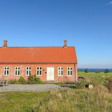 In With House Sea View Feriehus *