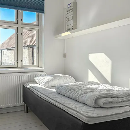 Vakantiehuis In With House Sea View